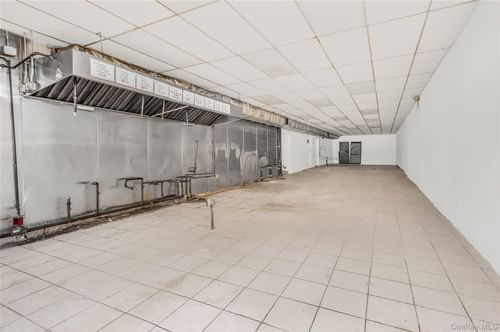 12 W 183rd St, Bronx, NY, 10453-1202 | Card Image