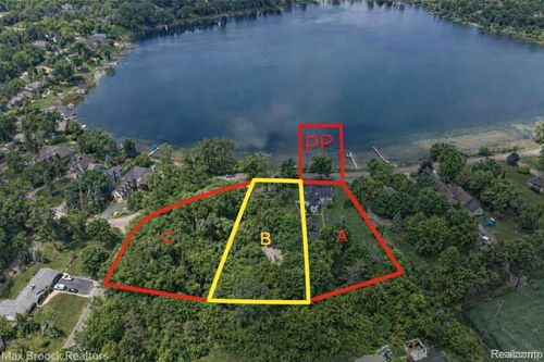 0002 Klingensmith Rd, Bloomfield Hills, MI, 48302 | Card Image