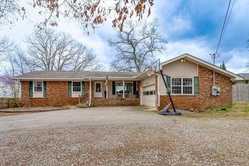 6216 Forest Park Dr, Signal Mountain, TN, 37377-2810 | Card Image