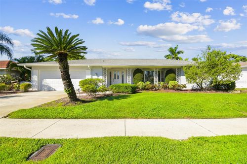 3944 Venetian Way, TAMPA, FL, 33634-7424 | Card Image