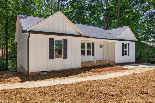 239 Lake Drive 8, Lexington, NC, 27292-8293 | Card Image