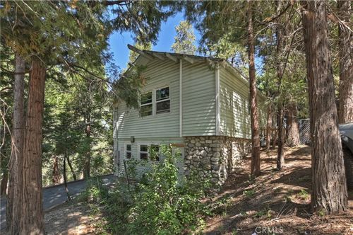24891 Felsen Dr, Crestline, CA, 92325-9602 | Card Image