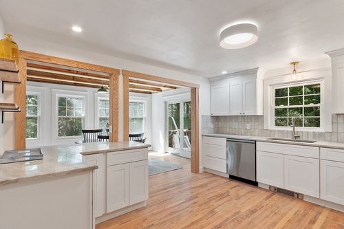 18 Sargent Rd, Bolton, MA, 01740-1221 | Card Image