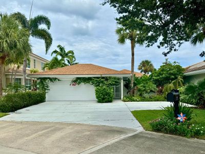 17066 Bay Street, House other with 3 bedrooms, 3 bathrooms and null parking in Jupiter FL | Image 2