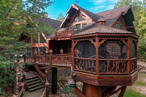 5744 Hawkins Trl, Eagle River, WI, 54521-9209 | Card Image