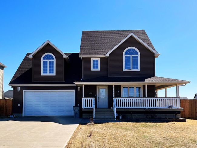 2901 9 Avenue, Home with 4 bedrooms, 3 bathrooms and 4 parking in Wainwright AB | Image 2