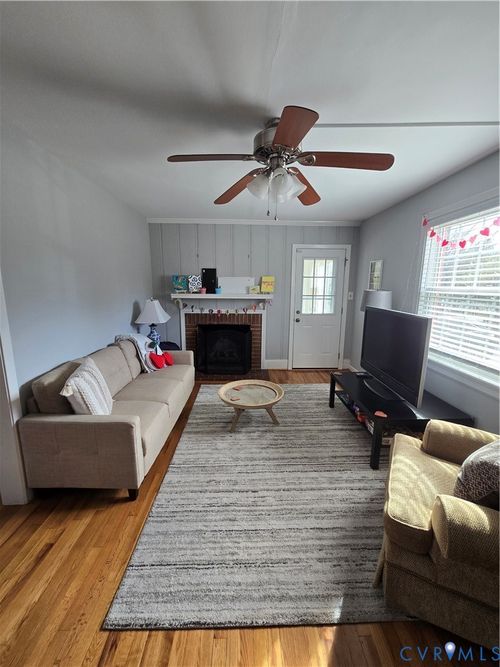 5206 Monument Ave, Richmond, VA, 23226-1405 | Card Image