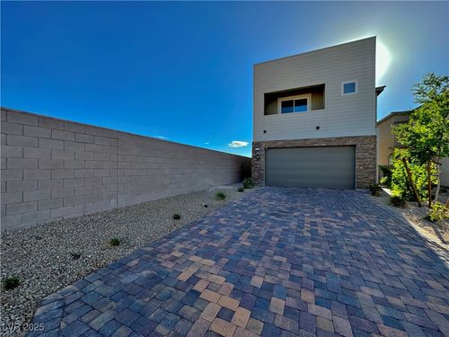 7793 Vino Vranec Ct, Las Vegas, NV, 89113-3703 | Card Image