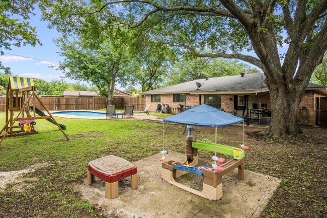 400 Rolling Hills Dr, House other with 3 bedrooms, 2 bathrooms and null parking in Midlothian TX | Image 4