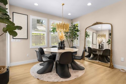 3318 Dullanty Way, Sacramento, CA, 95816 | Card Image