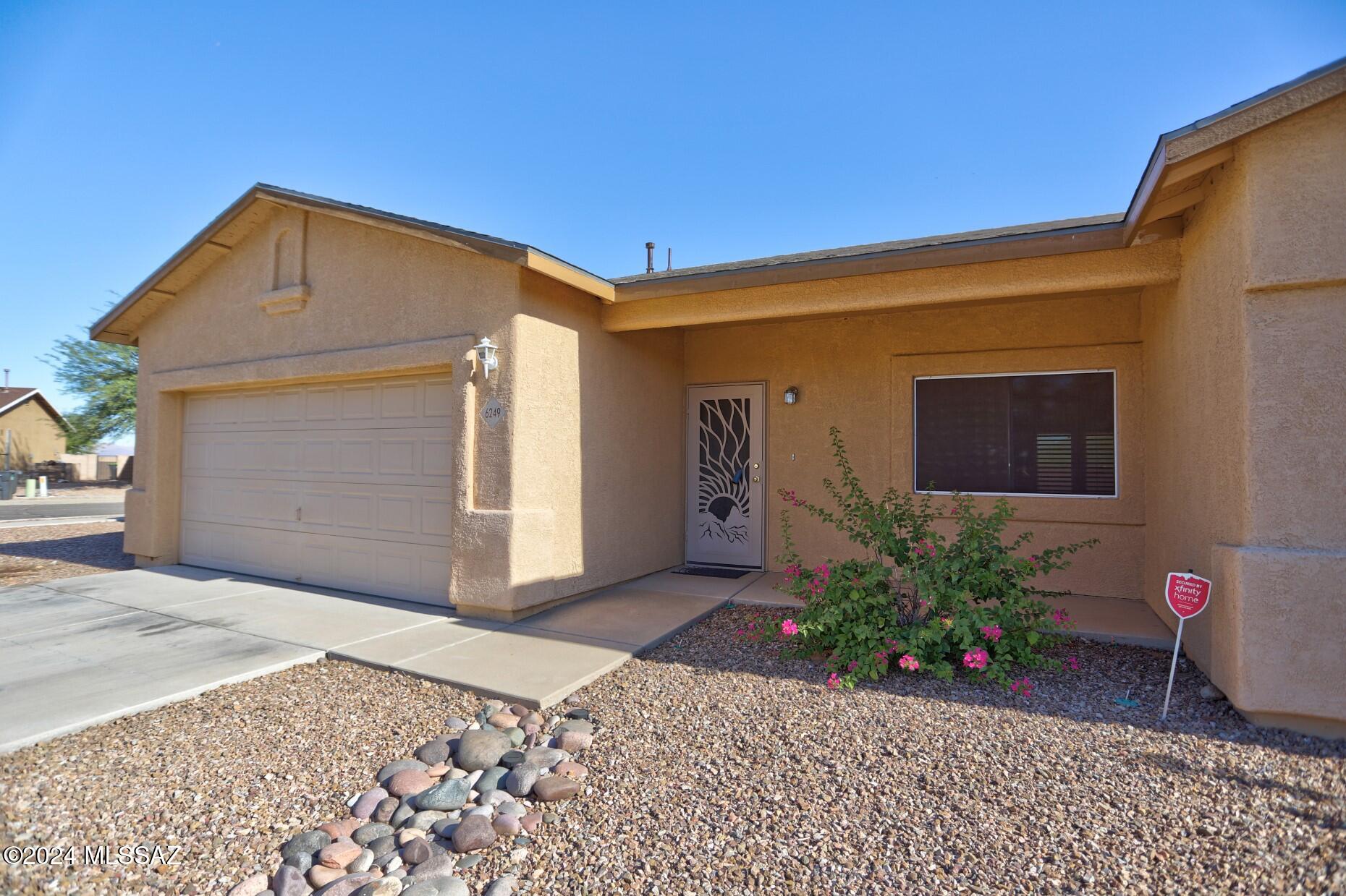 Iron Brand Dr, Tucson, AZ 85757