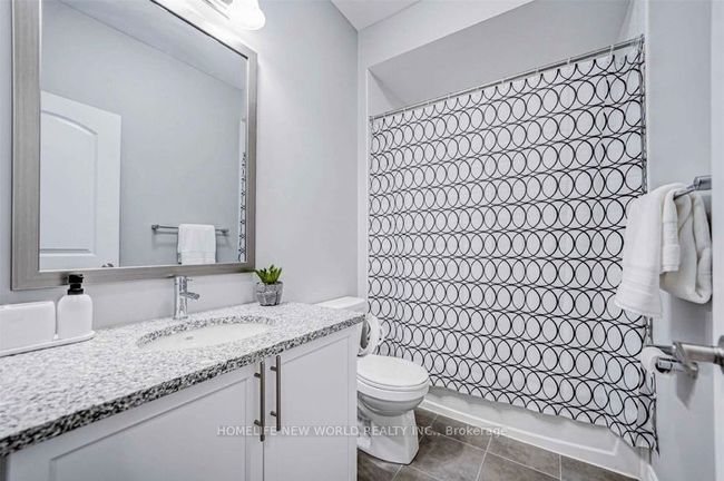 7 Via Romano Blvd, House attached with 5 bedrooms, 5 bathrooms and 4 parking in Vaughan ON | Image 8