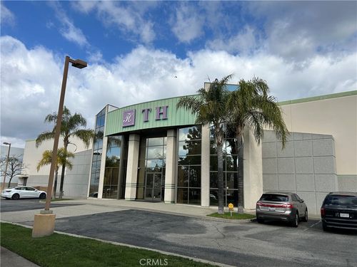 1751 Yeager Ave, La Verne, CA, 91750-5849 | Card Image