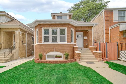 3048 N Marmora Ave, Chicago, IL, 60634-5131 | Card Image