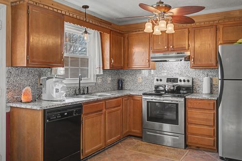 810 Lewis Ct, Madison, TN, 37115-5100 | Card Image