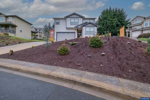 240 North Ave, Brownsville, OR, 97327-2148 | Card Image