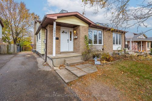 1802 Attawandaron Rd, London, ON, N6G3N1 | Card Image