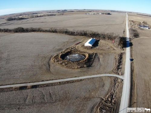 2704 P Rd, Syracuse, NE, 68446-7834 | Card Image