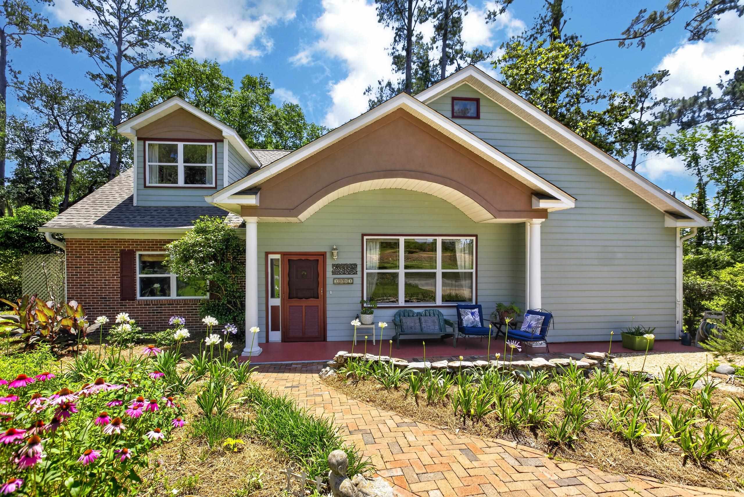 1003 Maple Dr, For Sale in Tallahassee - eXp Realty