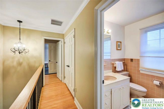 2nd floor hall bath | Image 43
