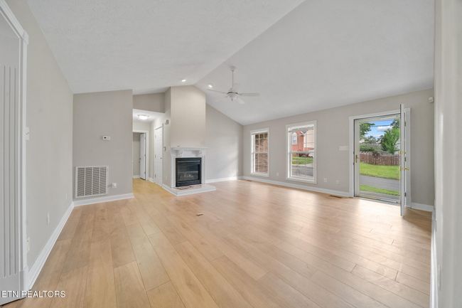 NEW FLOORING THROUGHOUT! | Image 4