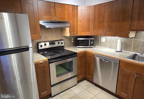 203-7b-10118 Campus Way S, UPPER MARLBORO, MD, 20774-2136 | Card Image