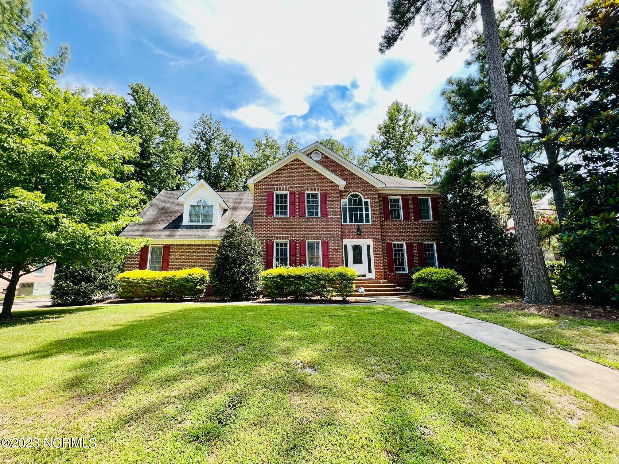 Kempton Dr, Greenville, NC 27834