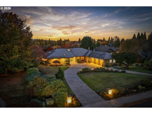 750 Se Arrow Creek Ln, Gresham, OR, 97080 | Card Image