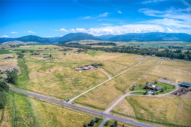 11762 Gooch Hill Rd, House other with 3 bedrooms, 3 bathrooms and null parking in Gallatin Gateway MT | Image 42