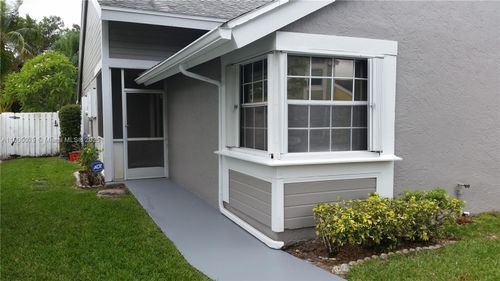 124-11071 Sw 11th Pl, Davie, FL, 33324-4117 | Card Image