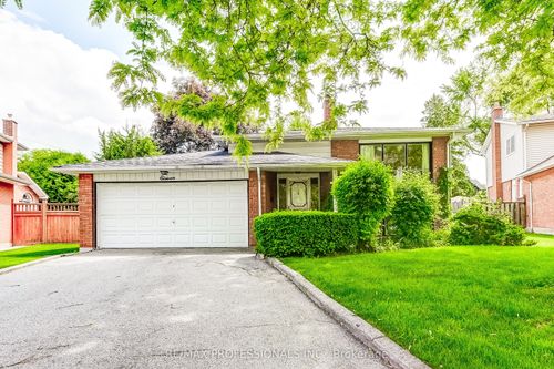 11 Shadbolt Crt, Unionville, ON, L3R1X3 | Card Image