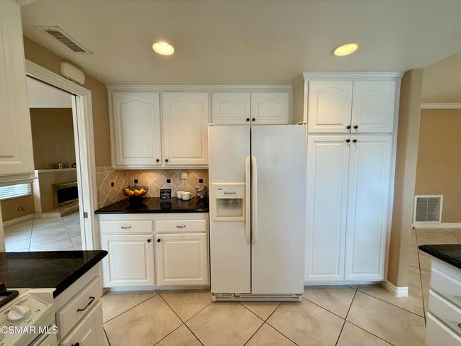 Kitchen 10 | Image 14