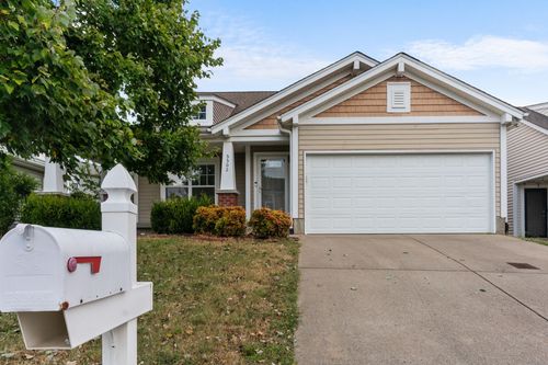 5502 Escalade Dr, Mount Juliet, TN, 37122-8447 | Card Image