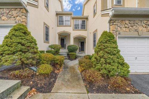 28 Henning Ter, Denville, NJ, 07834-3716 | Card Image