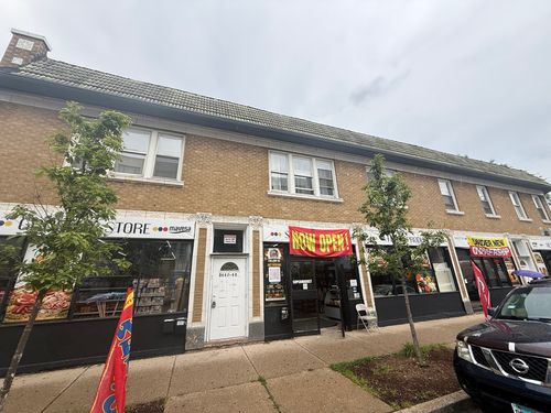 2-3442 W Montrose Ave, Chicago, IL, 60618-1138 | Card Image