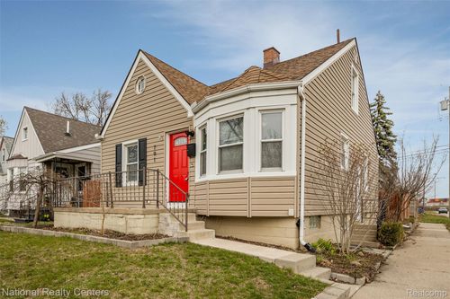 791 Wordsworth St, Ferndale, MI, 48220-2586 | Card Image
