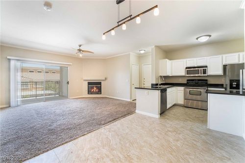 apt-628-2900 Sunridge Heights Pkwy, Henderson, NV, 89052-4478 | Card Image