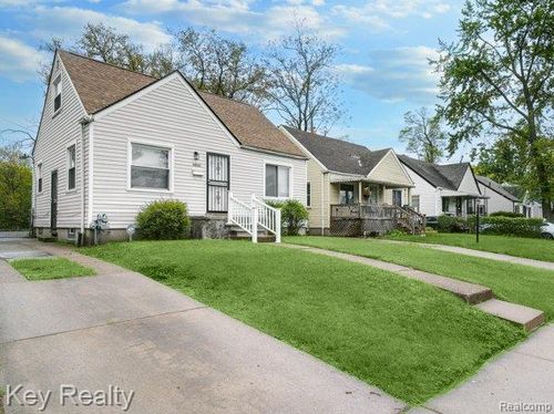 19921 Santa Barbara Dr, Detroit, MI, 48221-1228 | Card Image