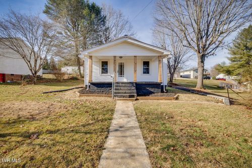 520 Sycamore Gardens St, Elizabethton, TN, 37643-4035 | Card Image