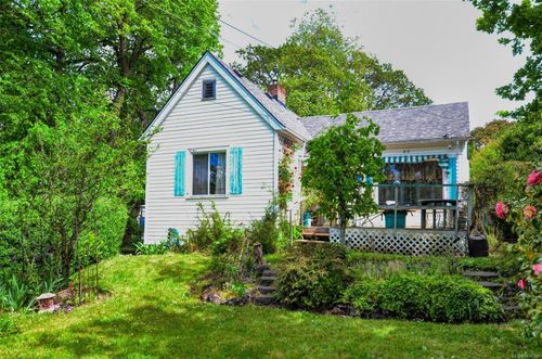 90 Obed Ave, Victoria, BC, V9A1H9 | Card Image