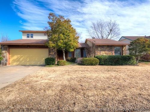 3101 Poplar Ave, Broken Arrow, OK, 74012-7550 | Card Image
