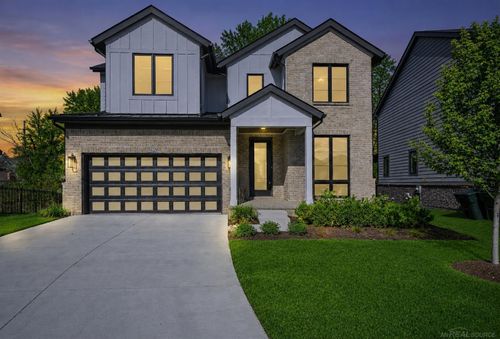 54729 Camden Ct, Utica, MI, 48316-3629 | Card Image