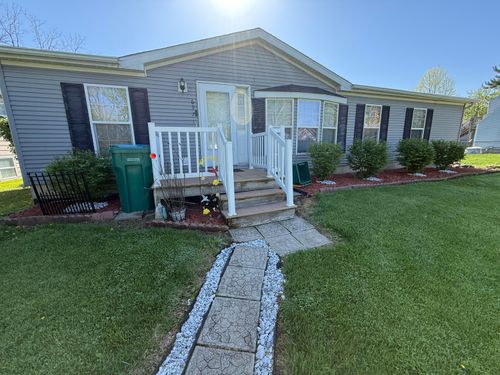 6971 Massachusetts St, Merrillville, IN, 46410-3648 | Card Image