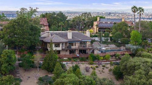 530 Santa Rosa Dr, Los Gatos, CA, 95032-5722 | Card Image