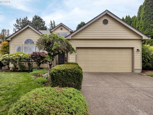 8720 Sw Stono Dr, Tualatin, OR, 97062-7068 | Card Image