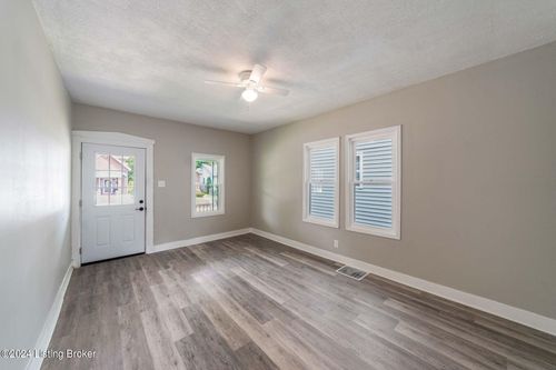 2146 W Gaulbert Ave, Louisville, KY, 40210-1951 | Card Image