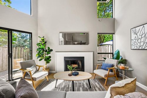 105 Marylyn Cir, Petaluma, CA, 94954-5806 | Card Image