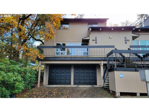 296 Woodridge Dr, Eugene, OR, 97405-4046 | Card Image