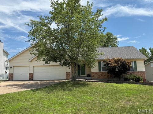 297 Keystone Dr, Fenton, MO, 63026-7601 | Card Image
