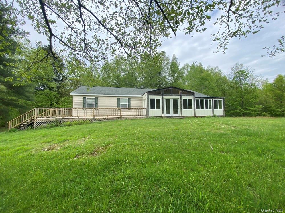 Lang Rd, Hancock, NY 13783